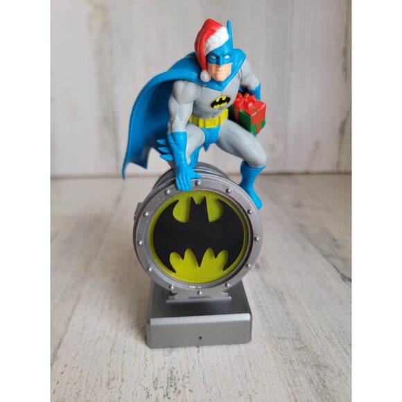 Hallmark Batman Peak Buster bat signal superhero ornament Xmas - Picture 1 of 8